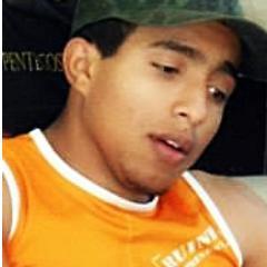 → Euu queroo.
Euu PossO.
Euu coonsiigO ←
●๋• Siimplees αssiim ~
Twittando até o fim! ;p
