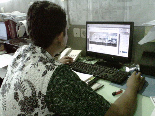 Web Design - Visual Communication Pros -  Simple, geek, awesome! | MasterChef Reject | Founder & Office Boy