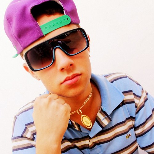; * Para ser fã não precisa ser desde o começo mais tem que ir até o final! TE AMO @_McNick