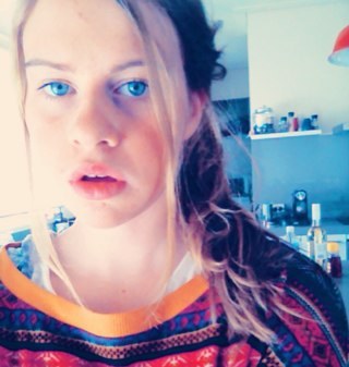 Just your average aussie surfer chick ;)