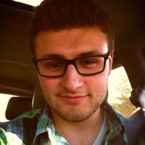 EmileShanks's profile picture. I'm simply walking into mordor. Must be because I'm real wizard, super strong with the force and a super sayian or something. Uni life!