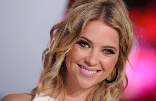 I am just Ashley Benson Obsessed i love her so much shes my everything! My idol!