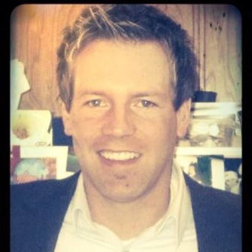 I have a great family, who I'm thankful for! I like to follow business, sports and a few interesting tweeters out there!