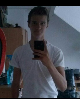 thombijdeleij's profile picture. 