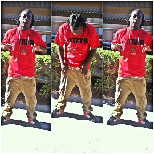 TaybHTO's profile picture. out here tryna make fuck da bull shit