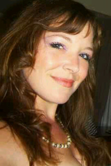 auroralillys's profile picture. Live,laugh,love .Artist/Photographer/Designer/Medium/Clairvoyant/Spiritual development teacher ..canvas paintings,crystal jewellery,meditations