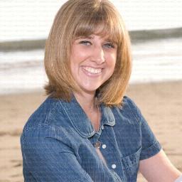 Santa Clara University Alum. Public Relations Associate at SurfMedia Communications. Lover of coffee, running and Disney.