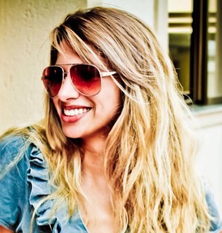 Instável . dócil . agressiva . versátil . inconstante . dinâmica . indecisa . geminiana . comunicadora .