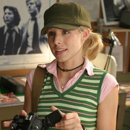 Only daughter of Captain Jack Harkness. I play guitar and I'm on the school's lacrosse, soccer, and softball teams. #DaddysGirl //Rp//