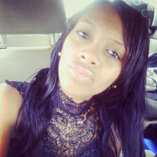 #TeamLil`Booty , #TeamYellaBone , #TeamQueen, #Team105HawgDawg! #TeamBlessed! :))