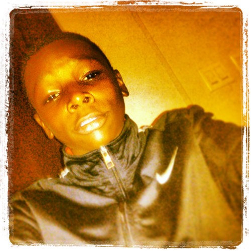 is thať nikka dmac so lyke follow me tho......