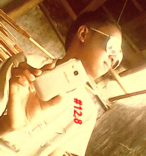 Jhon_jhemblem's profile picture. Candra Ottwe Blar blar