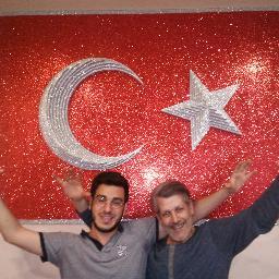 Sevginin gücünü asla küçümseme .... Never underestimate the power of love...