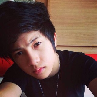 Hi sweetheart,miss u,love u, Sana magkita ulit tayo miss nakita eh :) Follow me and i will follow you back:)