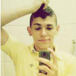 Posso ter defeitos, viver ansioso e ficar irritado algumas vezes, mas não esqueço de que minha vida é a maior empresa do mundo. E evitar que ela vá a falência.