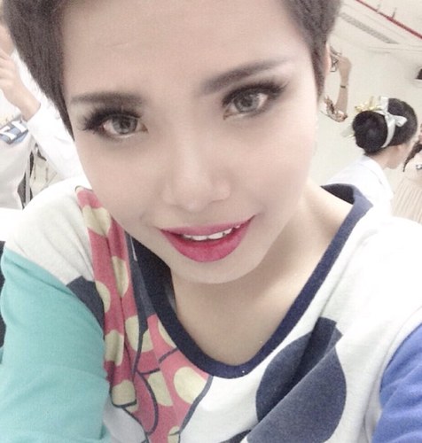 แอ็บคือการสร้างกระแส  ตอแหลคือการสร้างภาพ !!!