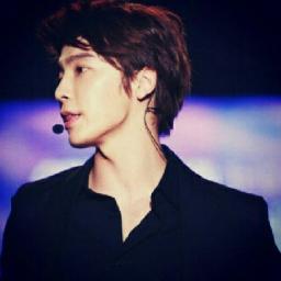 안녕하세요 super junior [@donghae861015 ] ถึงป๋าเตี้ยก็ทำให้เพลียได้. ลีเฮขุนหลวงไงครับ รู้จักไหม ?
 -♥คนขี้เหร่@bt_kyuhyun- #KHUNLUANGFAM