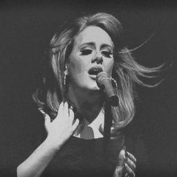 Adele jest Bogiem. x