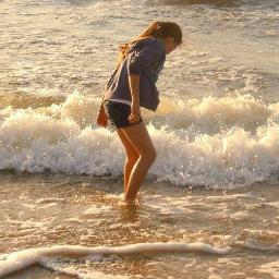 Hey, my name  sadie mcgray.I love sing, dance and listen  good music!!!