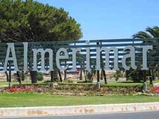 Almerimar, bonito lugar de verano en la provincia de Almeria, desertico en Invierno, tambien, conocido como  El Gandia Shore de Almería