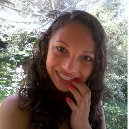 Ser feliz faz parte de mim, e não importa as dificuldades que eu tenha, pois nunca deixarei de sorrir!!