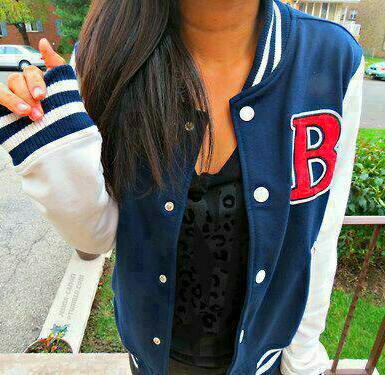 breezycrazyfan's profile picture. Team Breezy muthafucker!!!!