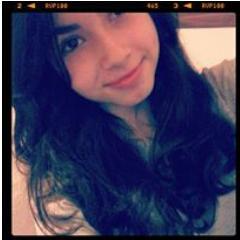''Toc-Toc''  Quem é?  ''È o amor da sua vida''  HaHa mentira dinheiro não fala.