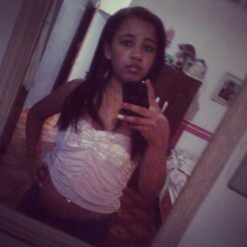 souu tudoo oq vx procuraa e um pouko + ,clikee akiee e vejaa um pouko mais de mim *-*