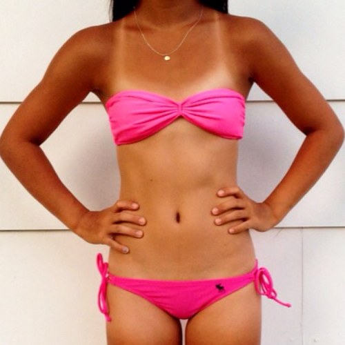 TWEETING MY AWK FITNESS ADVENTURES 140 CHARACTERS OR LESS Avi & Header = Me @FitspoFuture 's little sis
