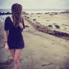 Just a girl living in the South. Spend my days on the beach or at the Lake. Love my family and my Savior Jesus Christ! P.S I follow back