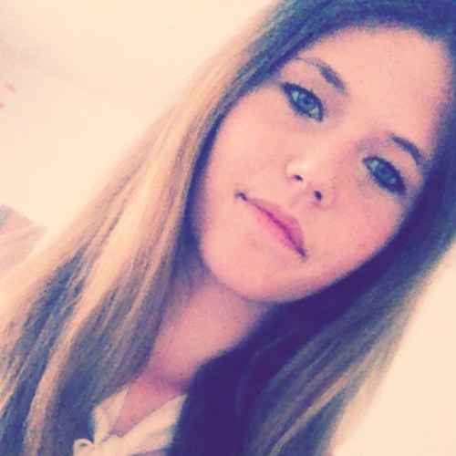 ik hou van je beste vriendinnetje dikke kus @xkusjejuliax - je bent een top vriendin , die iedereen zou wensen xx @iirissx_