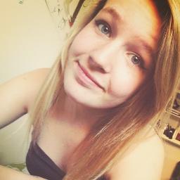 14 years old // belgium // the future belongs to those who believe in the beauty of their dreams.