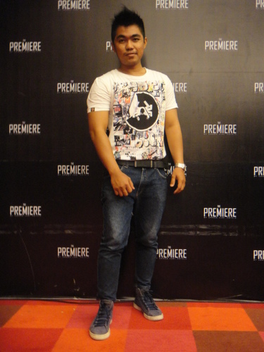 TDhanni's profile picture. dammit