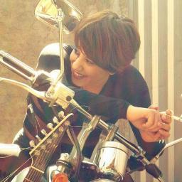 Amo cantar, la musica me apasiona, amo la locucion, en fin el microfono es mi gran amor♥ Good Girls Go To Heaven. Bad Girls Go Everywhere