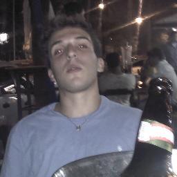 Não quero que perca seu tempo comigo não sou amigo seu e não pretendo ser.