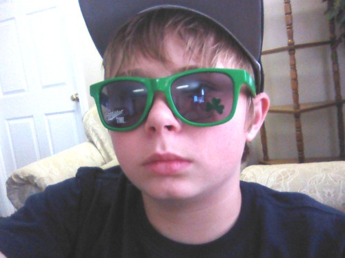 my name is mason and i do motercross with gatewaycycles i hange out with frends and workout!