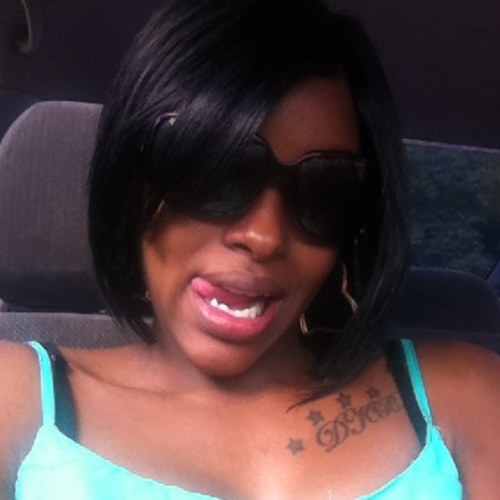 Mother of a handsome son(tae) Class of 2009.... Smart.independent all the way.Cool.love money dats why ii work..follow me on iG @ CuteFaceShaeB! Shawty Badd✌