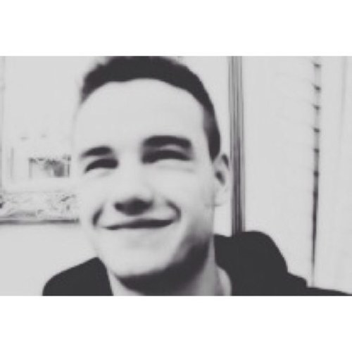 you're beautiful and we all love you life will get better soon someday trust me have a good day and stay happy :D x