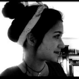 SmileJusteen's profile picture. † ‏