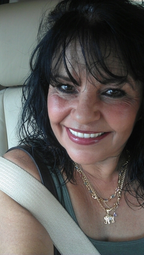 dvalladares227's profile picture. 