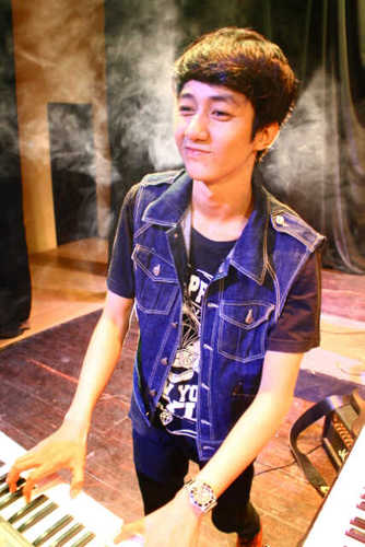 Andrean_Putraa's profile picture. Musician | Keyboardist