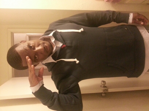 hoodboyyfresh's profile picture. 