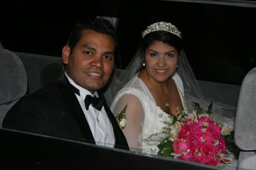 Vicsi_a25's profile picture. Odontólogo de profesión/Cocinera por pasión/Amante de la buena música,el cine y las cotufas :D/Casada con un príncipe azul... Viviendo la vida q soñe vivir!!