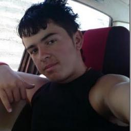 Julian - Promotor Artistico @UrbanRecPromo trabajo para LP GROUP oficinas