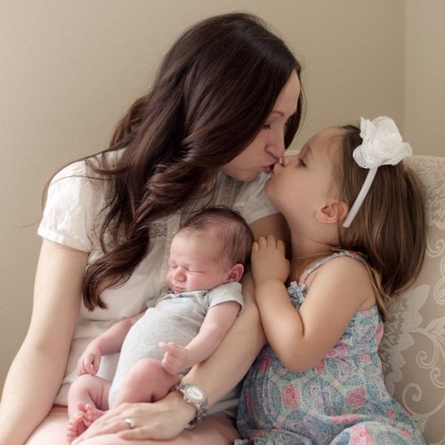 MLynnCreative's profile picture. Wife. Mother. Blogger. Creater of the Forever Notes Journals, a new and easy way to journal for the family and the generations to come.