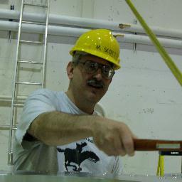 Starshiplarry's profile picture. neutrino herder for hire