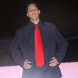 Sou apenas um humilde servo de Deus, Futebol gosto demais!!!!