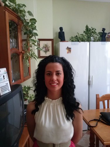 Enamorada de ti! malagueña y orgullosa de su ciudad. Porque se que tu me iluminas y te pido ayuda y me la das.