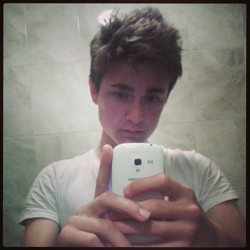 charliepowpow's profile picture. @imaginedragons 3