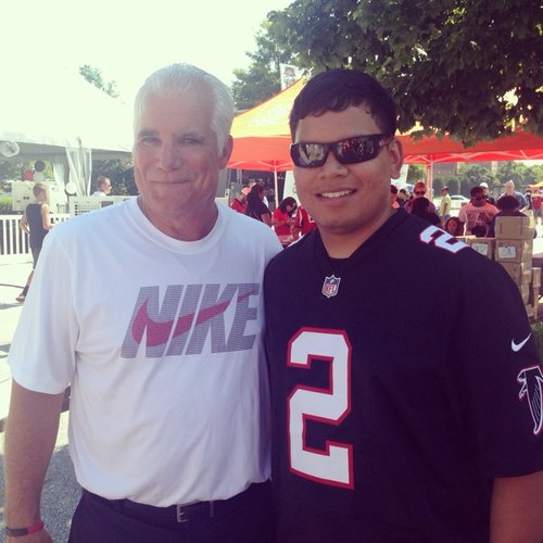 Ryanthebrownguy's profile picture. 🇵🇷. army vet. I complain a lot about georgia sports. filthy socialist. elder emo. anime weeb. 🌈 ally.